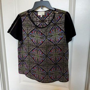 Lelis Geometric Floral Shirt Blouse Size M with Shoulder Zipper Accents